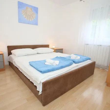 Studio Apartment Katarina With Terrace Apartament